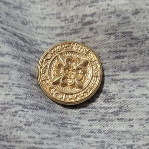 Vintage Flor De Lis Shank Button